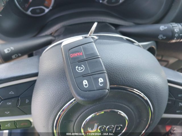 ZACNJBC19KPJ87980 Jeep Renegade Trailhawk 4x4