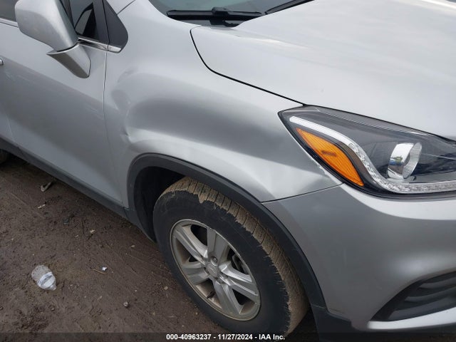 Chevrolet Trax Lt 2019 3GNCJLSBXKL215036 Image 18