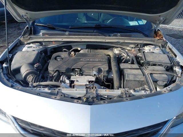 1G1ZD5STXJF172673 Chevrolet MALIBU LT