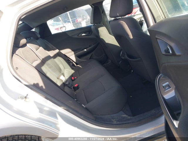 1G1ZD5STXJF172673 Chevrolet MALIBU LT