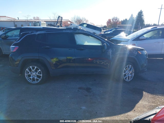 Jeep Compass Latitude Lux 4x4 2022 3C4NJDFBXNT224650 Image 13