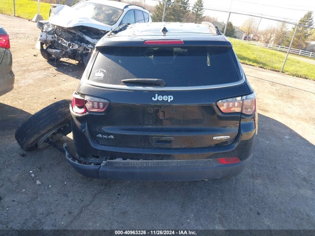 Jeep Compass Latitude Lux 4x4 2022 3C4NJDFBXNT224650 Image 16