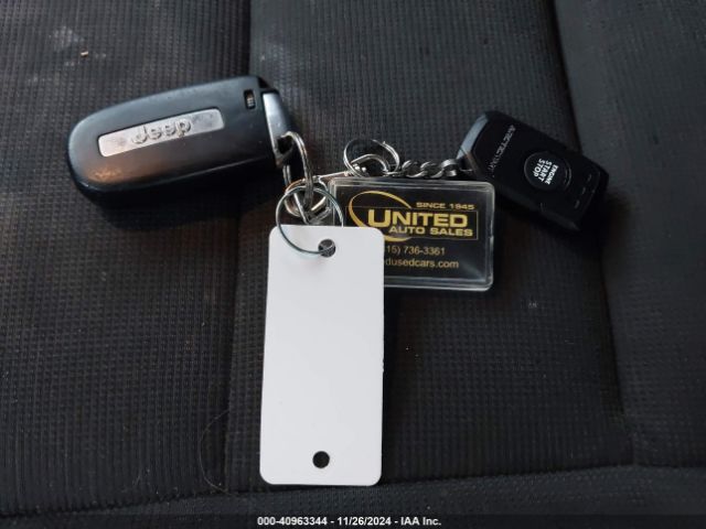 1C4RJFAG8GC303863 Jeep Grand Cherokee Laredo