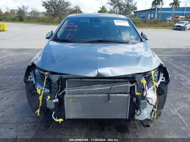 1G1ZD5STXRF135893 Chevrolet Malibu Fwd 1lt