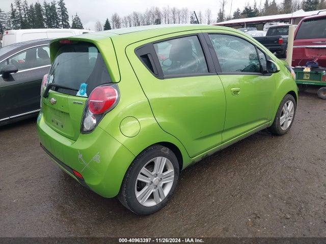Chevrolet Spark Ls Cvt 2015 KL8CB6S91FC811540 Image 4