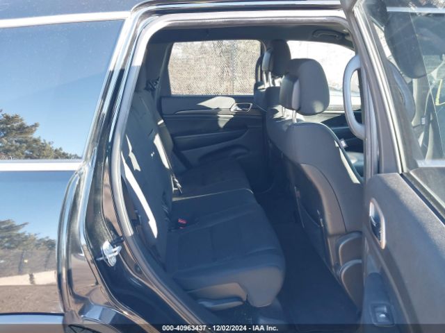 1C4RJFAGXHC784166 Jeep Grand Cherokee Laredo 4x4