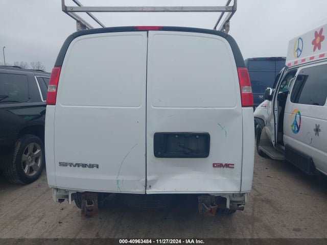 GMC Savana 3500 Work Van 2017 1GTZ7GFF7H1103526 Image 6