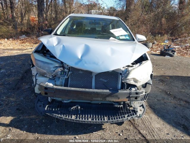 2T1BURHE2FC320419 Toyota Corolla S Premium