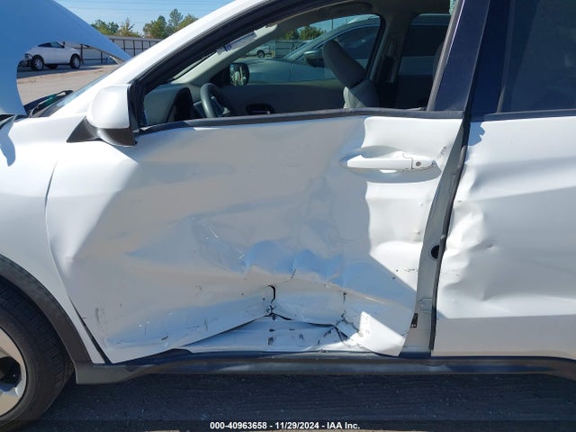 Honda HR-V LX 2018 3CZRU5H34JM705030 Image 6