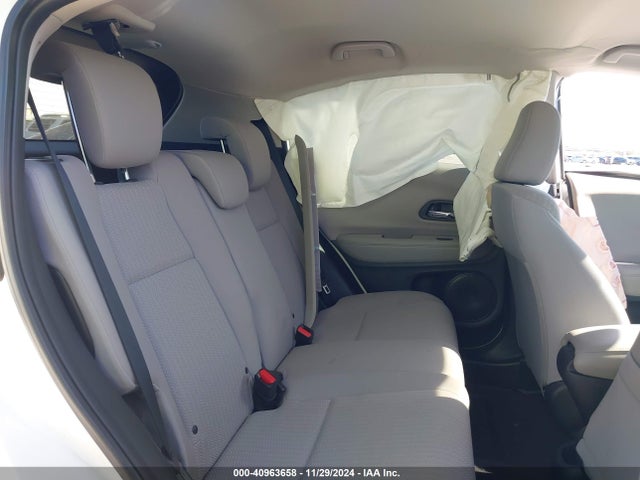 Honda HR-V LX 2018 3CZRU5H34JM705030 Image 8
