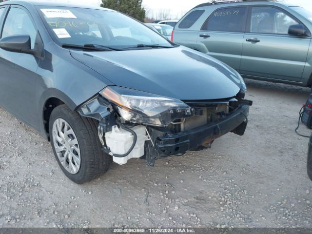 2T1BURHE8JC077319 Toyota COROLLA LE
