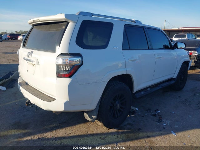 Toyota 4RUNNER SR5 2016 JTEZU5JR4G5137215 Image 4