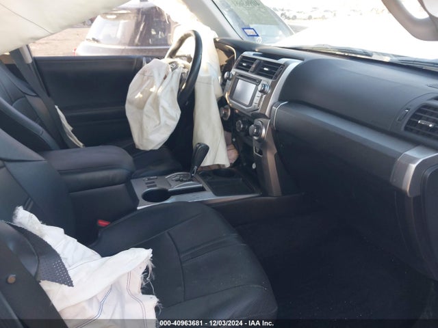 Toyota 4RUNNER SR5 2016 JTEZU5JR4G5137215 Image 5