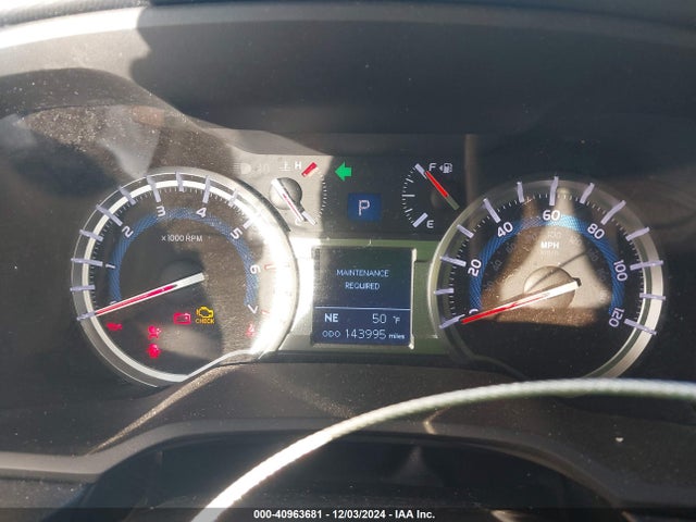 Toyota 4RUNNER SR5 2016 JTEZU5JR4G5137215 Image 7