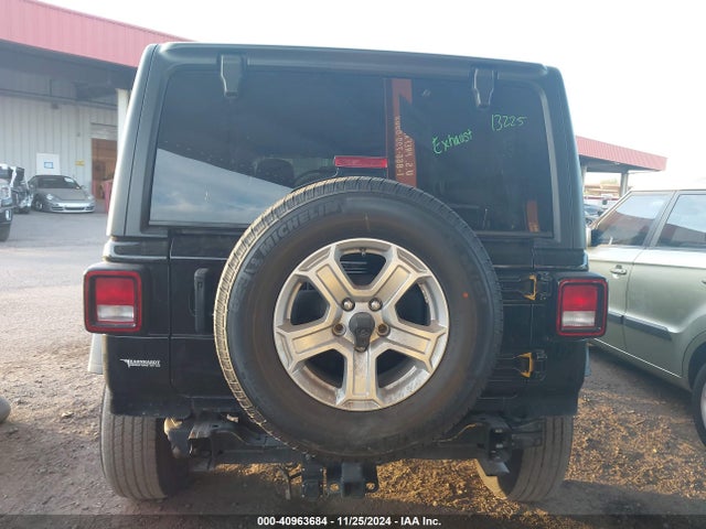 1C4HJXDG2NW162233 Jeep Wrangler Unlimited Sport S 4x4