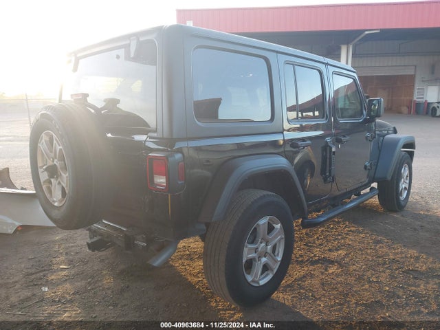 1C4HJXDG2NW162233 Jeep Wrangler Unlimited Sport S 4x4
