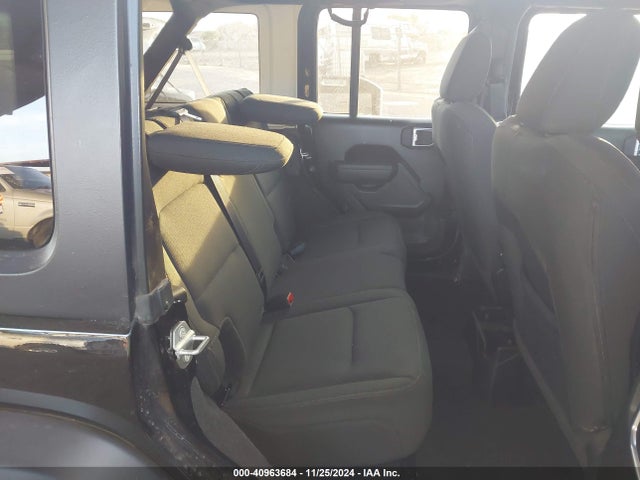 1C4HJXDG2NW162233 Jeep Wrangler Unlimited Sport S 4x4