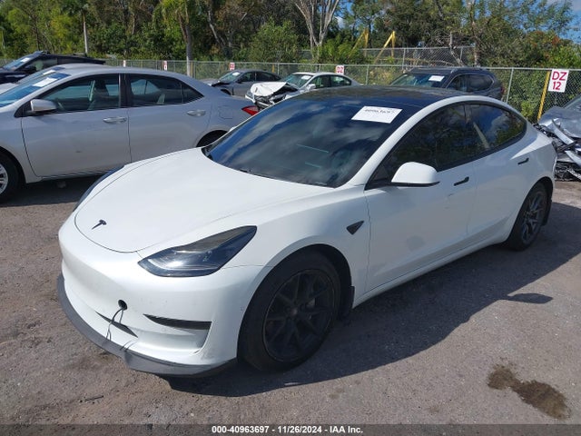 2021 TESLA MODEL 3 5YJ3E1EB1MF978982 Photo 1