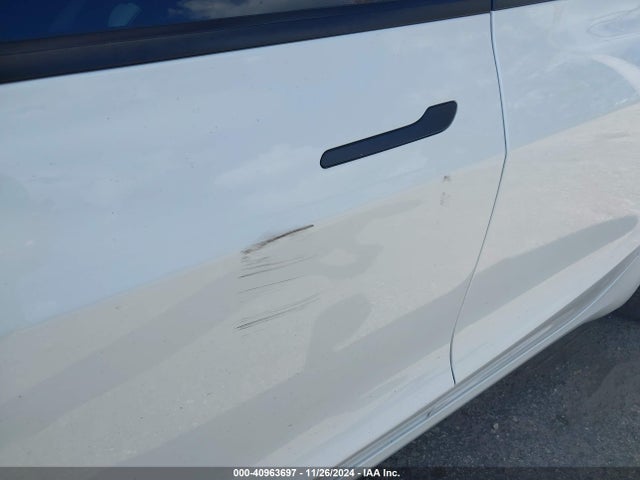 2021 TESLA MODEL 3 5YJ3E1EB1MF978982 Photo 5