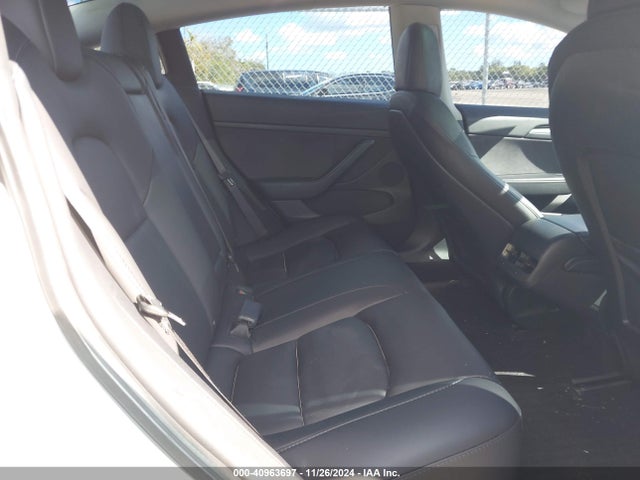 2021 TESLA MODEL 3 5YJ3E1EB1MF978982 Photo 7
