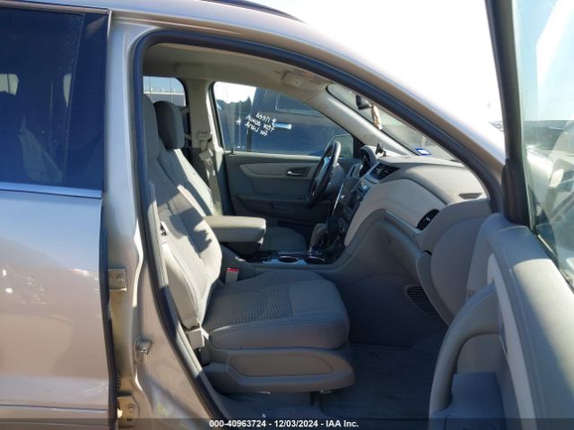 1GNKRHKD8HJ138590 Chevrolet Traverse 2lt