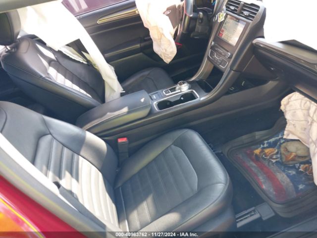 3FA6P0HD5HR339237 Ford FUSION SE