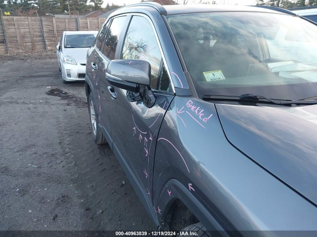 JTMP1RFV2KD039932 Toyota Rav4 Xle