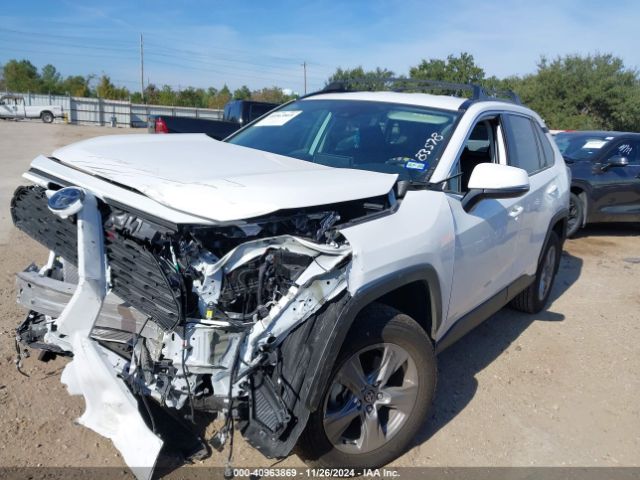 2T3W1RFV4RW345085 Toyota Rav4 Xle