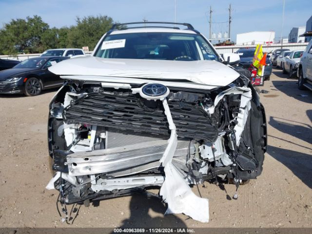 2T3W1RFV4RW345085 Toyota Rav4 Xle