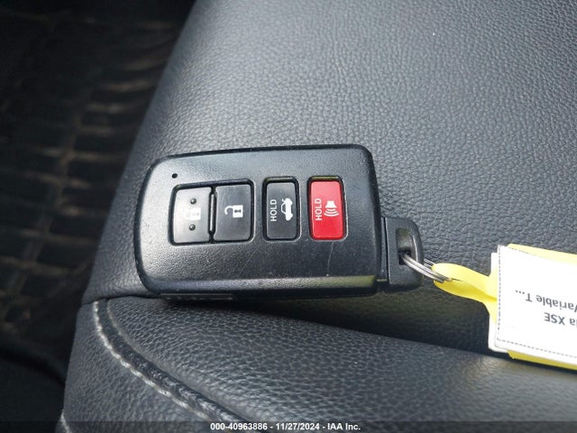5YFBURHE3KP875857 Toyota Corolla Xse