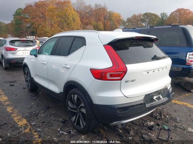 2023 VOLVO XC40 YV4L12UA6P2057484 Photo 2