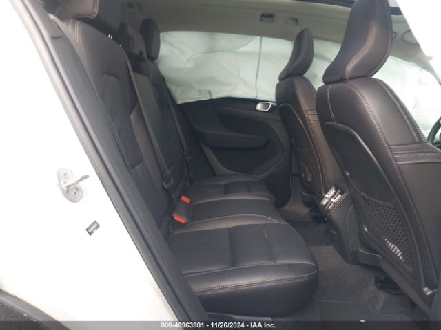 2023 VOLVO XC40 YV4L12UA6P2057484 Photo 7