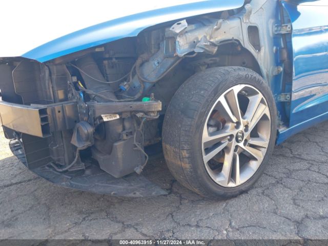 5NPD84LF8HH114327 Hyundai Elantra Limited
