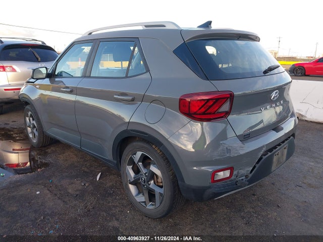 Hyundai Venue Sel 2020 KMHRC8A33LU016983 Image 3