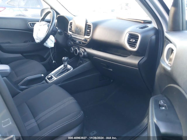 Hyundai Venue Sel 2020 KMHRC8A33LU016983 Image 5