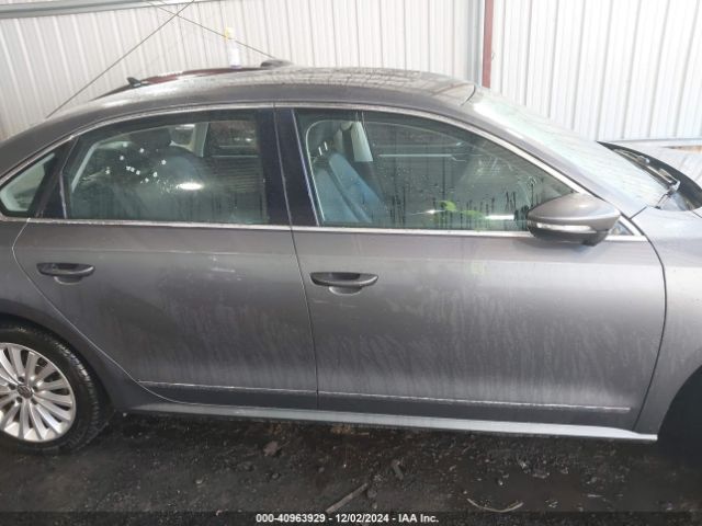 1VWBT7A38HC026189 Volkswagen Passat 1.8t Se