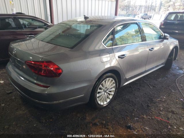 1VWBT7A38HC026189 Volkswagen Passat 1.8t Se