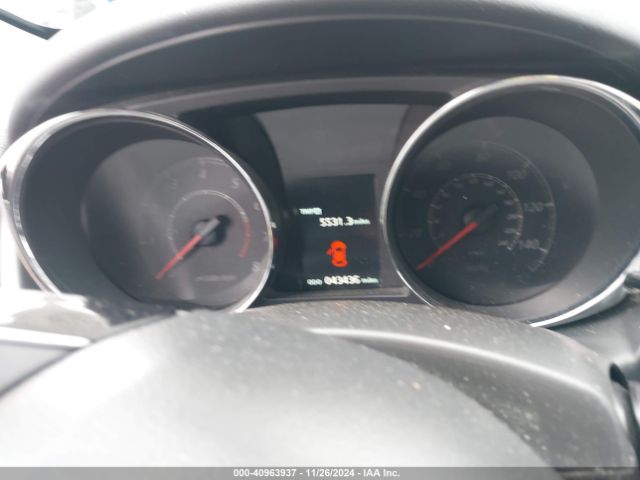 JA4AR3AW3JU017801 Mitsubishi Outlander Sport 2.4 Se