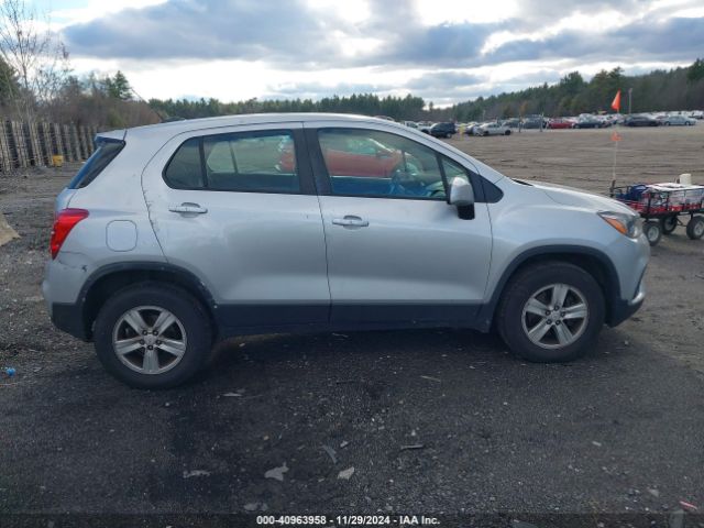 KL7CJNSB1HB209993 Chevrolet TRAX LS