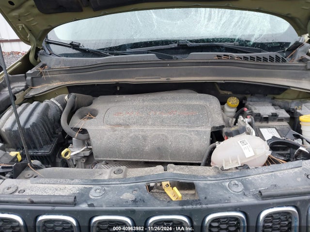 Jeep Renegade Latitude 2015 ZACCJBBT1FPB31373 Image 10