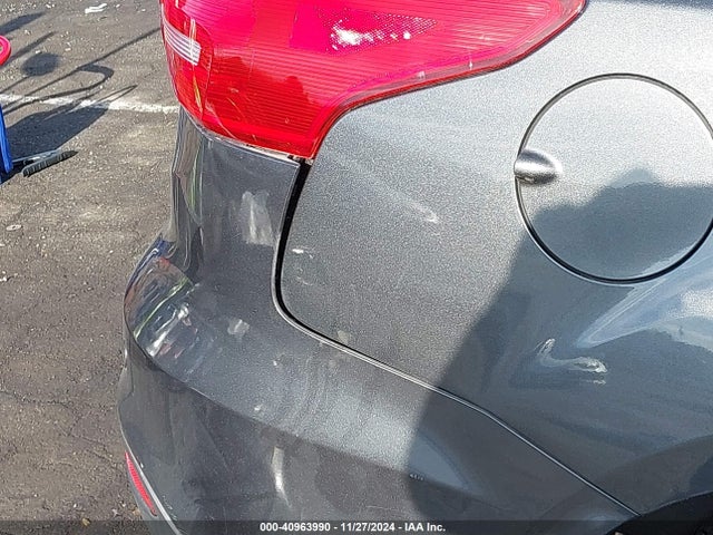 Ford FOCUS SE 2015 1FADP3F25FL353371 Image 16