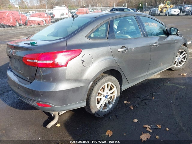 Ford FOCUS SE 2015 1FADP3F25FL353371 Image 4