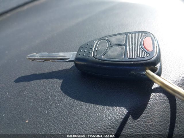 1C4NJPFA1GD647974 Jeep Patriot Latitude