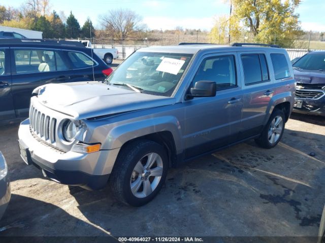 1C4NJPFA1GD647974 Jeep Patriot Latitude