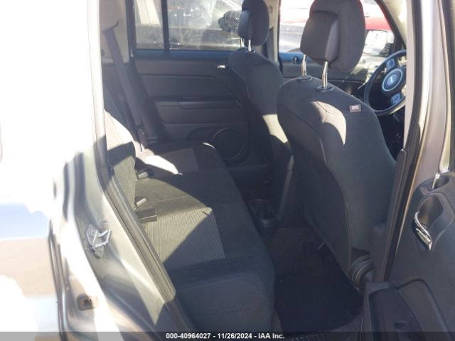 1C4NJPFA1GD647974 Jeep Patriot Latitude