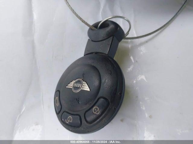 2009 MINI COOPER WMWMF33539TU73442 Photo 10