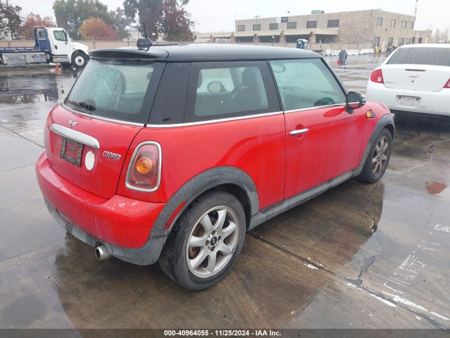 2009 MINI COOPER WMWMF33539TU73442 Photo 3