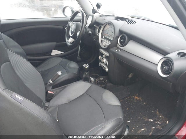 2009 MINI COOPER WMWMF33539TU73442 Photo 4