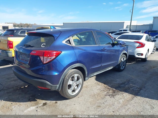 3CZRU5H3XHG704599 Honda HR-V LX