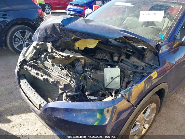 3CZRU5H3XHG704599 Honda HR-V LX